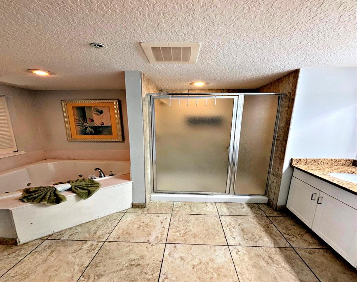 2 Bedroom Resort Condo Direct Oceanfront Wyndham Ocean Walk - Daytona Funland 2226 Daytona Beach Bagian luar foto